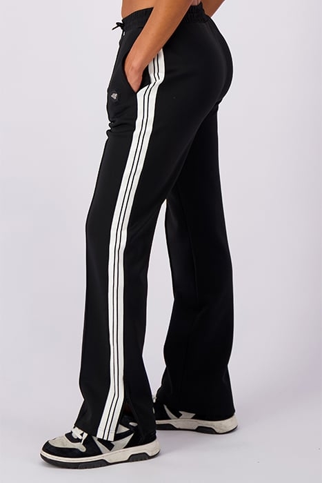 ROYAL TRACKPANTS BLACK 2