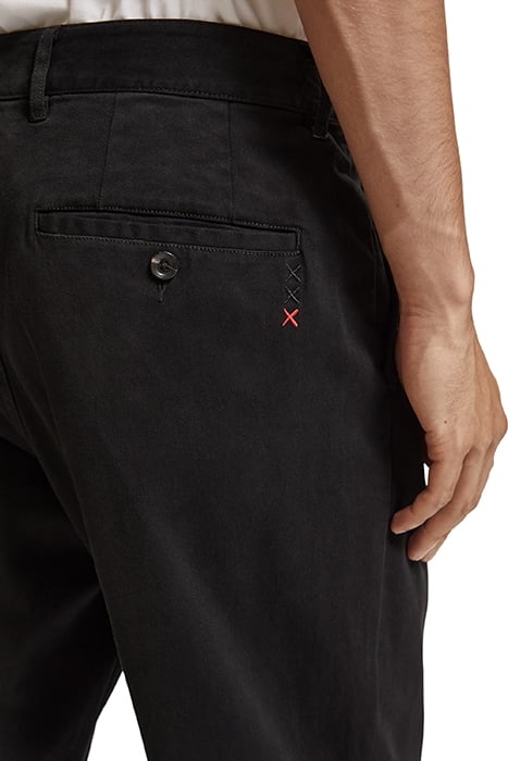 DRIFT- GARMENT-DYED STRETCH COTTON TWILL CHINO BLACK 6