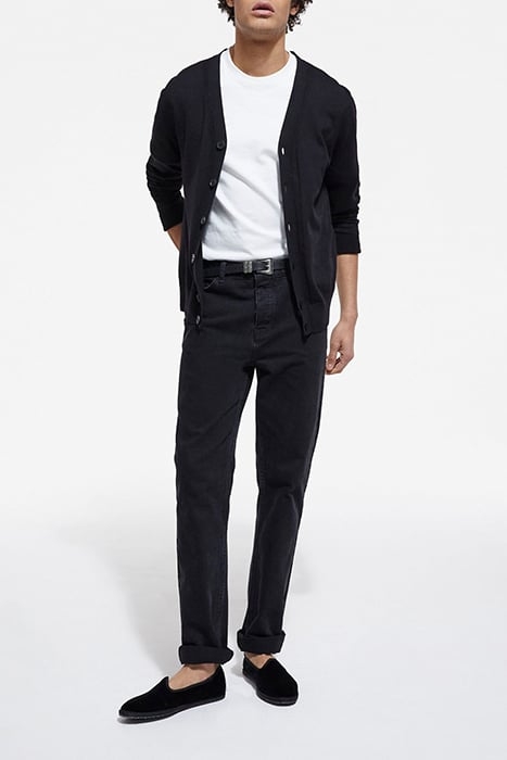 BUTTON FRONT CARDIGAN WITH STITCH DETAILS AT THE COLLAR BLAC 3