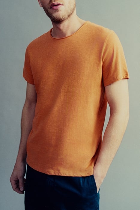 ORANGE ORGANIC COTTON ESSENTIAL ROUND-NECK T-SHIRT 8