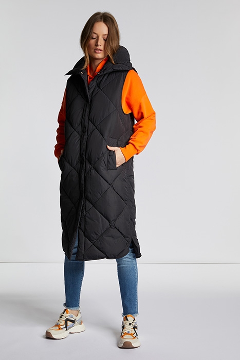 QUILTED NYLON VEST BLACK 2