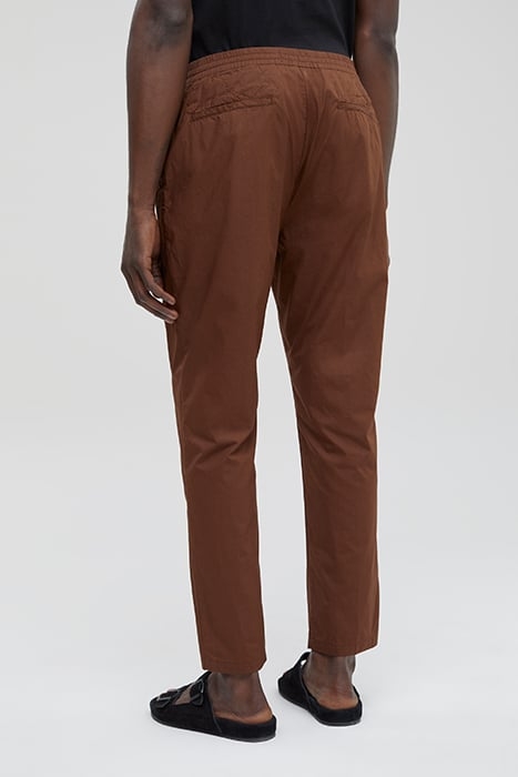 MEN VIGO TAPERED PANTS BRAZIL NUT 2