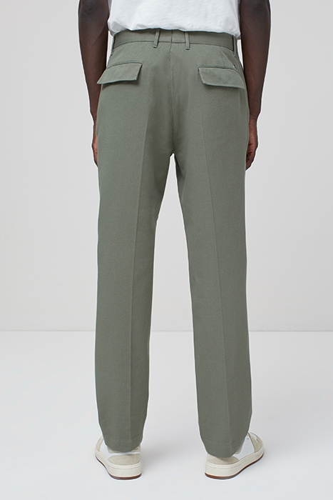 MEN NASSAU STRAIGHT PANTS OLIVE GREEN 2