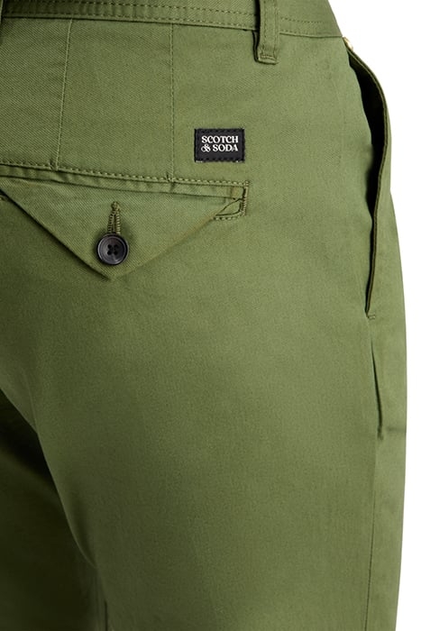 ESSENTIALS - STUART - SLIM FIT ARMY 6