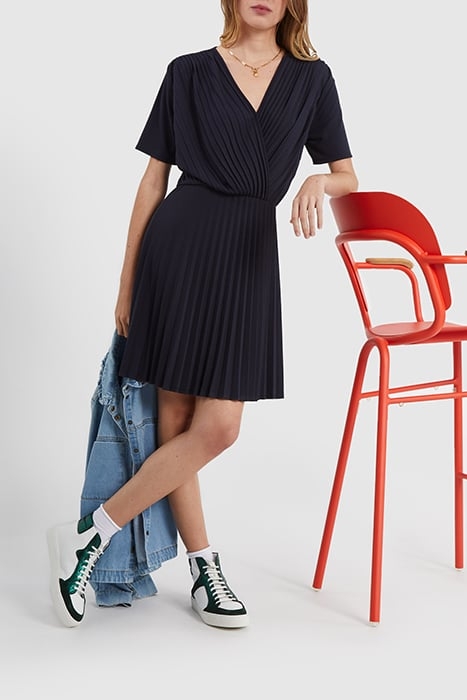 NAVY PIQUE KNIT PLEATED DRESS 7